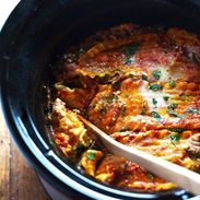 Super Easy Skinny Veggie Crockpot Lasagna - a handful of simple ingredients for a healthy family dinner. | https://pinchofyum.com