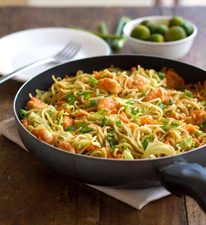 Stir Fried Noodles with Shrimp and Vegetables