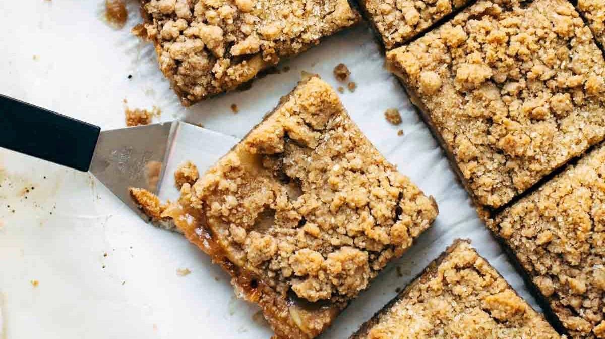 Addicting Caramel Apple Crisp Bars