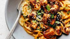 Spicy Sesame Zoodles with Crispy Tofu