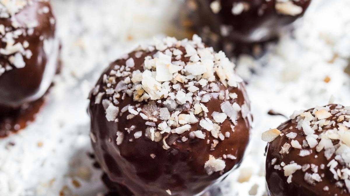 Naturally Sweet Dark Chocolate Coconut Bites