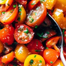 5-Ingredient Marinated Tomatoes