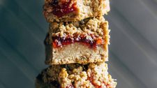 Strawberry Oat Crumble Bars