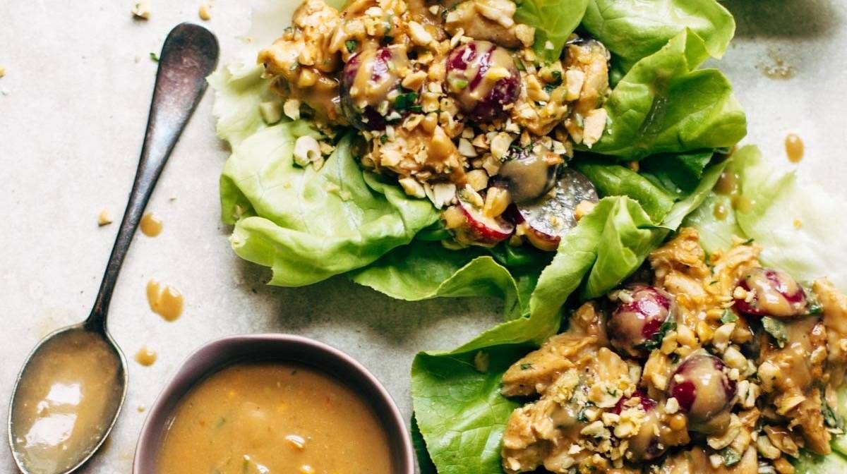 Bungkus Selada Ayam Kacang Miso Krim