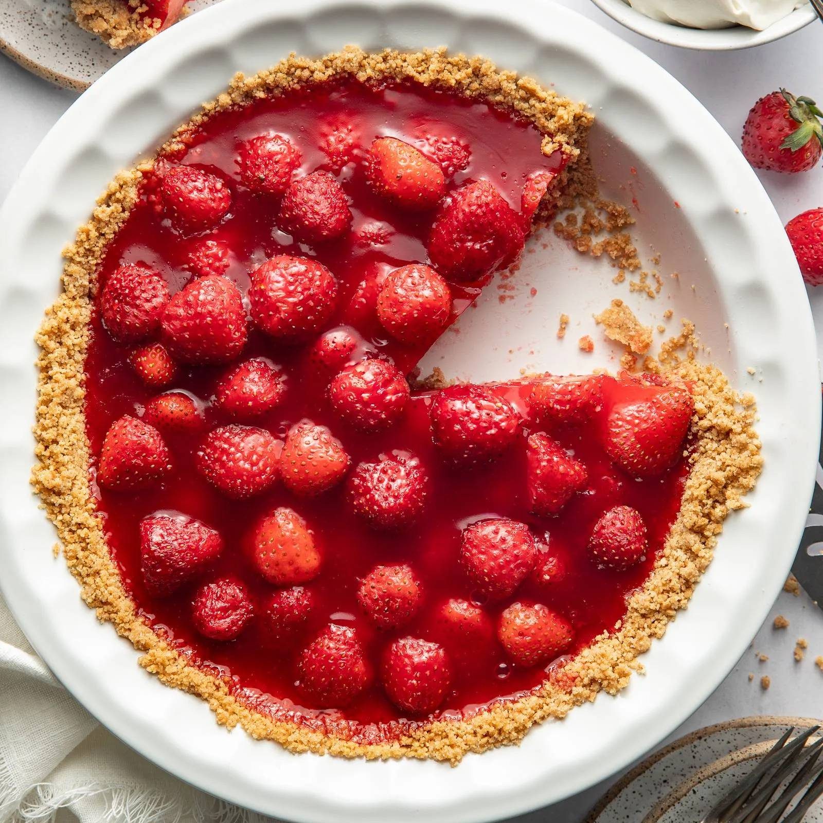 Easy Strawberry Pie-image