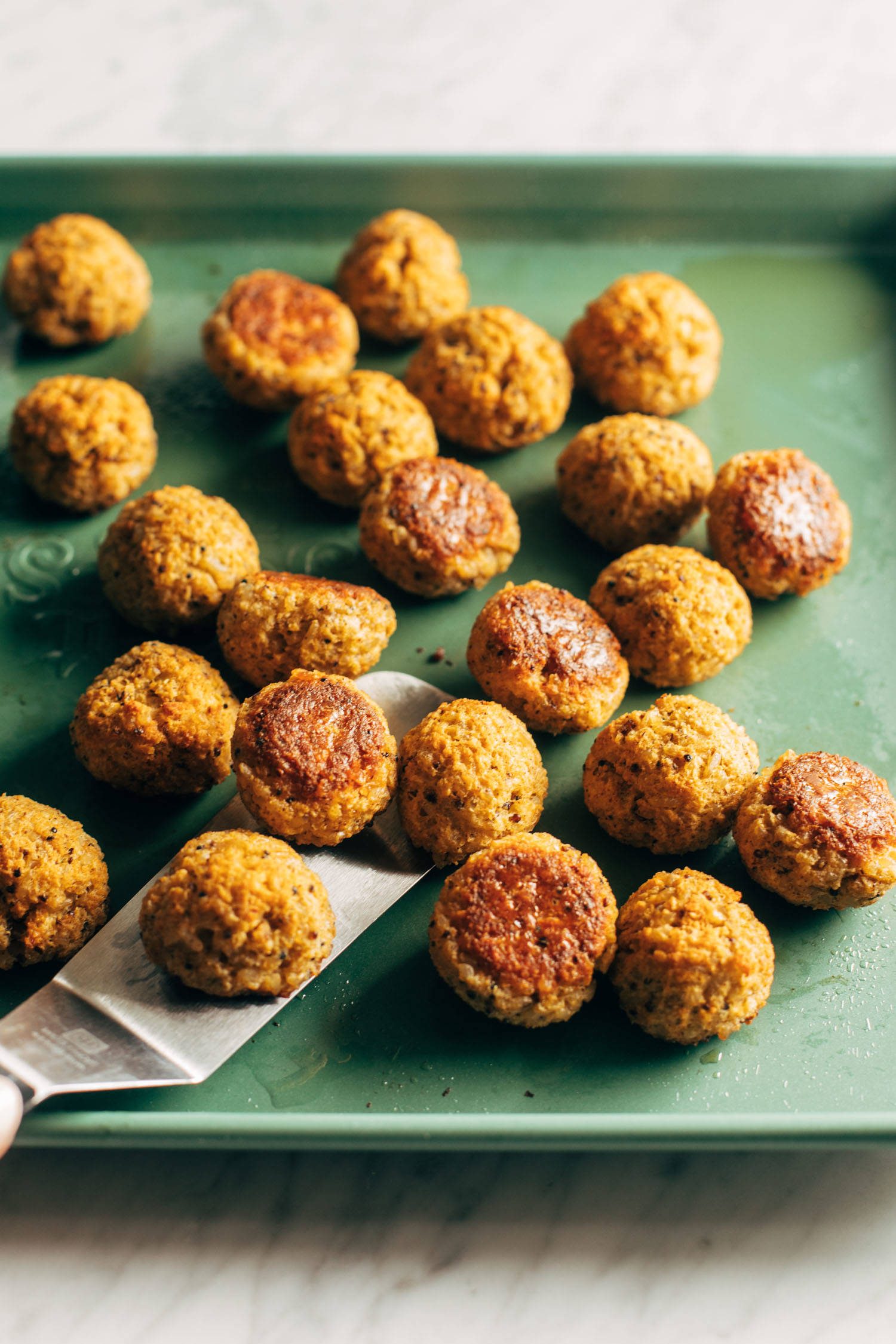 30 Minute Vegetarian Meatballs Recipe - Pinch of Yum
