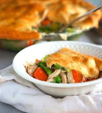 Garlic Chicken and Vegetable Pot Pie