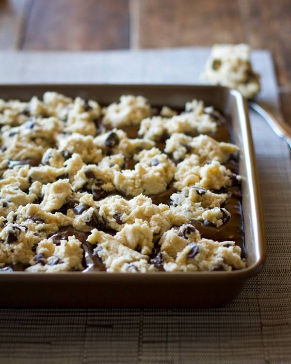 These easy chocolate chip cookie brownies have my very favorite chocolate chip cookie dough baked into the top layer of decadent, fudgy brownies. | pinchofyum.com