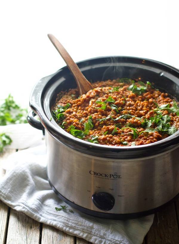 Crockpot Red Curry Lentils Recipe - Pinch of Yum