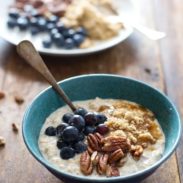 Flax and Blueberry Vanilla Overnight Oats - I can't think of a quick and easy breakfast that I love more. | pinchofyum.com