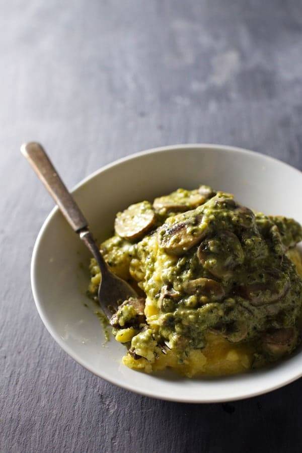 Creamy Poblano Mushrooms with Polenta - a simple, unique vegetarian dish with spicy, warm, spoon-licking flavors. 350 calories. | pinchofyum.com