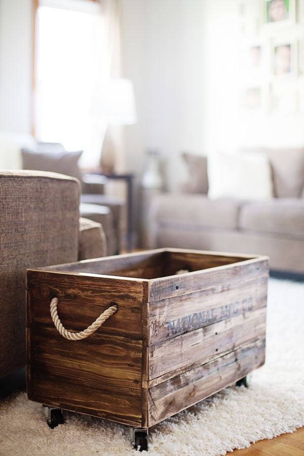Pallet wood crate.