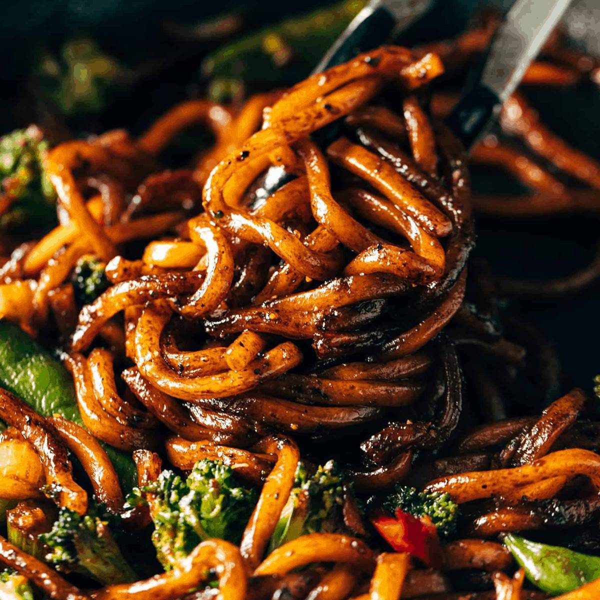 Black Pepper Stir Fried Udon Recipe - Pinch of Yum