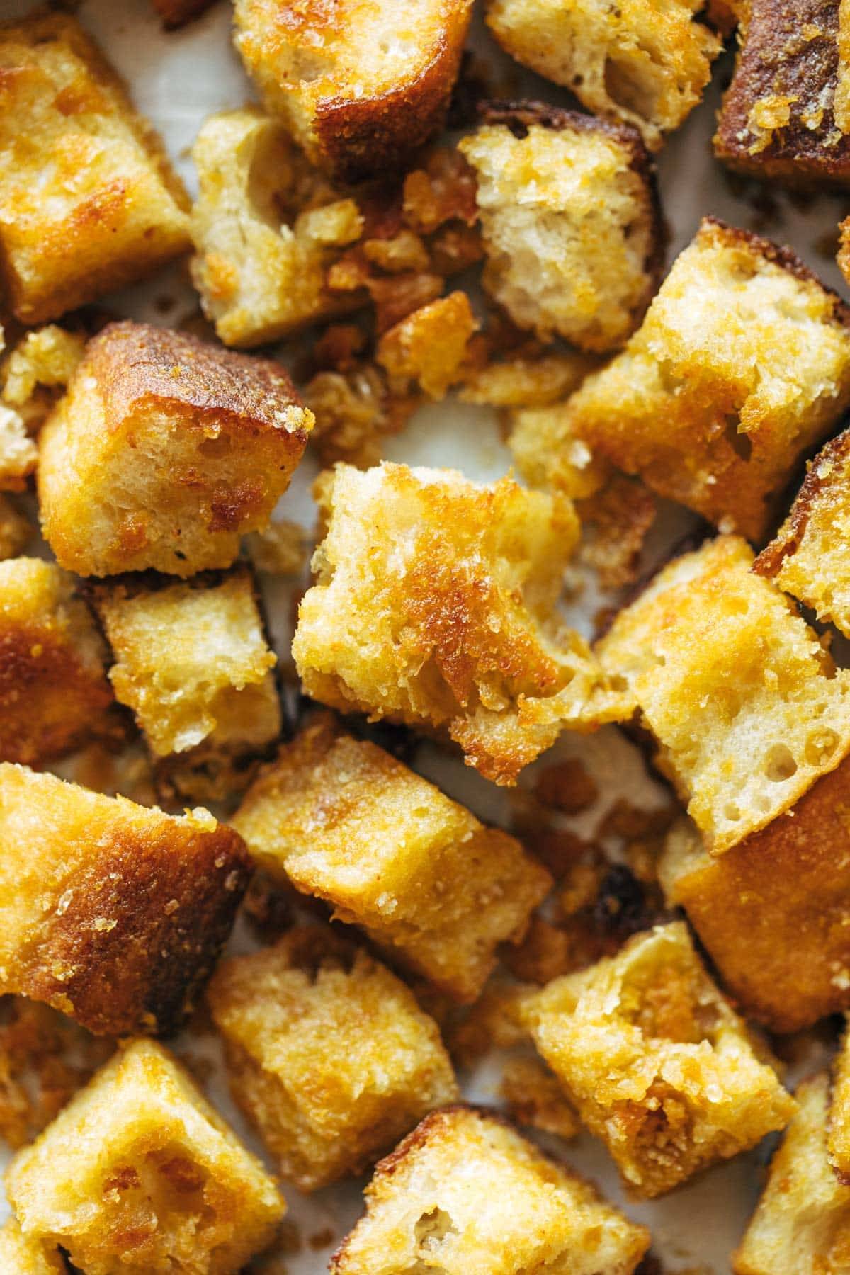 Cheezy Garlic Croutons up close.