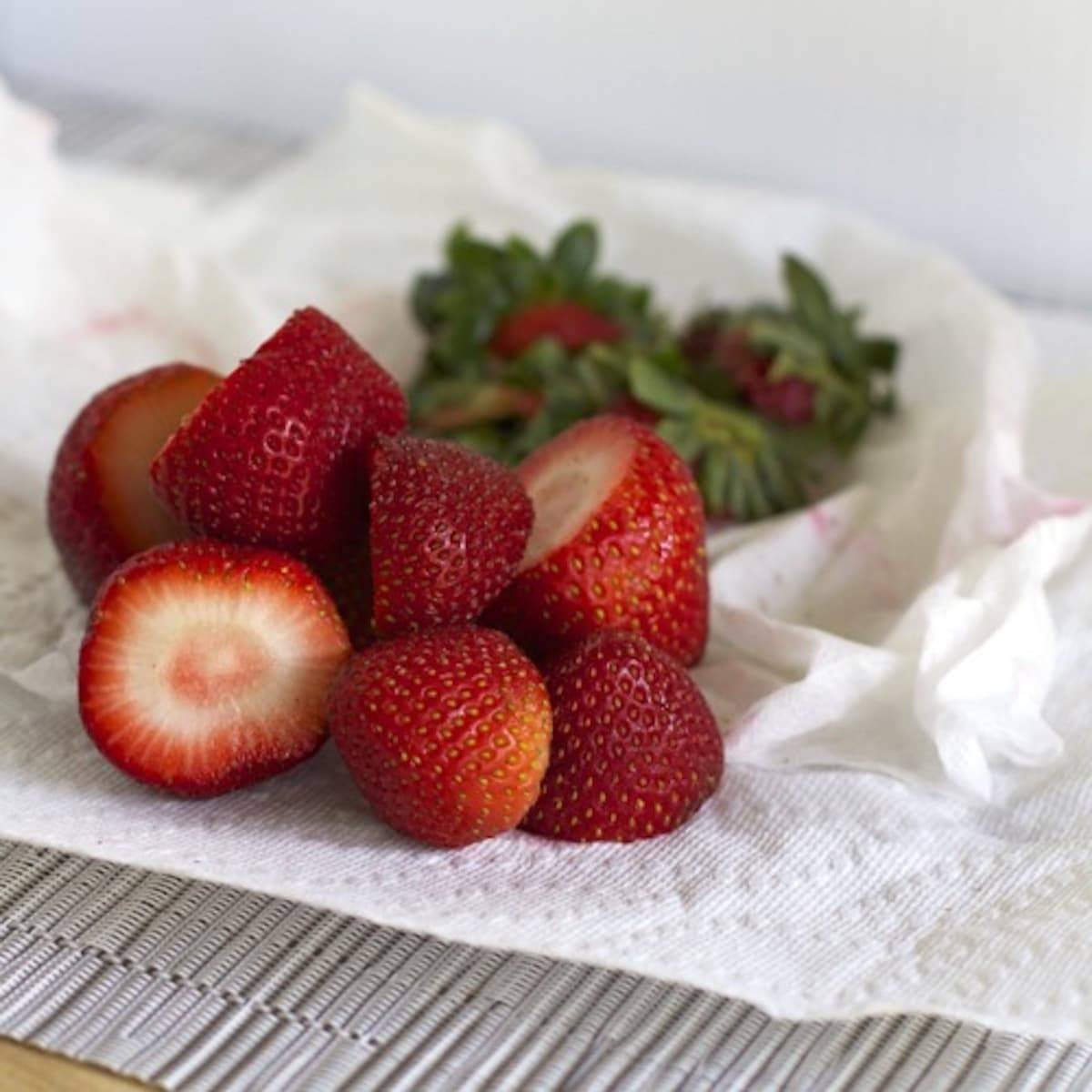 Strawberries on a piece of paper towel.