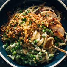 Garlic Cream Bucatini with Peas and Asparagus-image