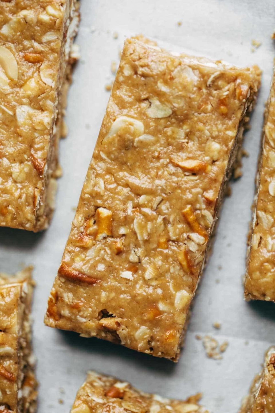 The Best Soft Granola Bars Recipe - Pinch of Yum