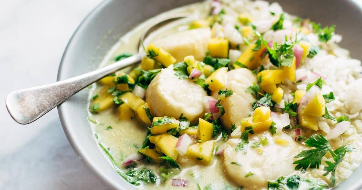 Green Curry Scallops with Mango Cilantro Salsa Recipe Pinch of Yum