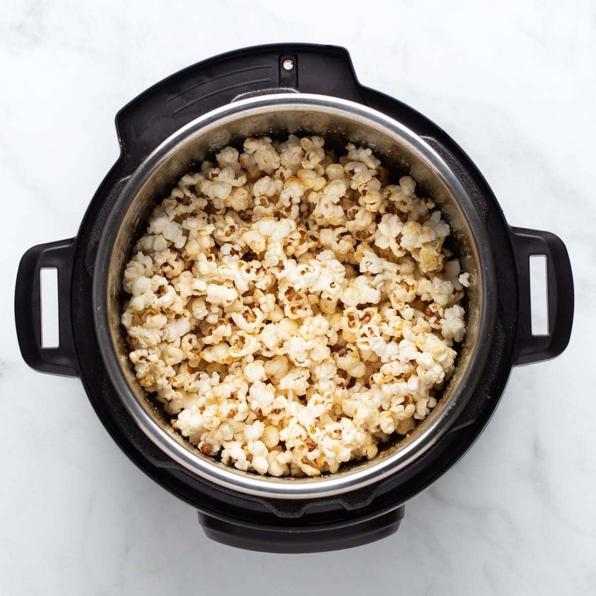 Popcorn in the Instant Pot.