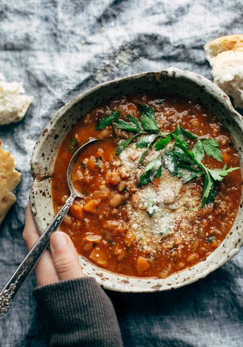 Instant pot Minestrone in a bowl.