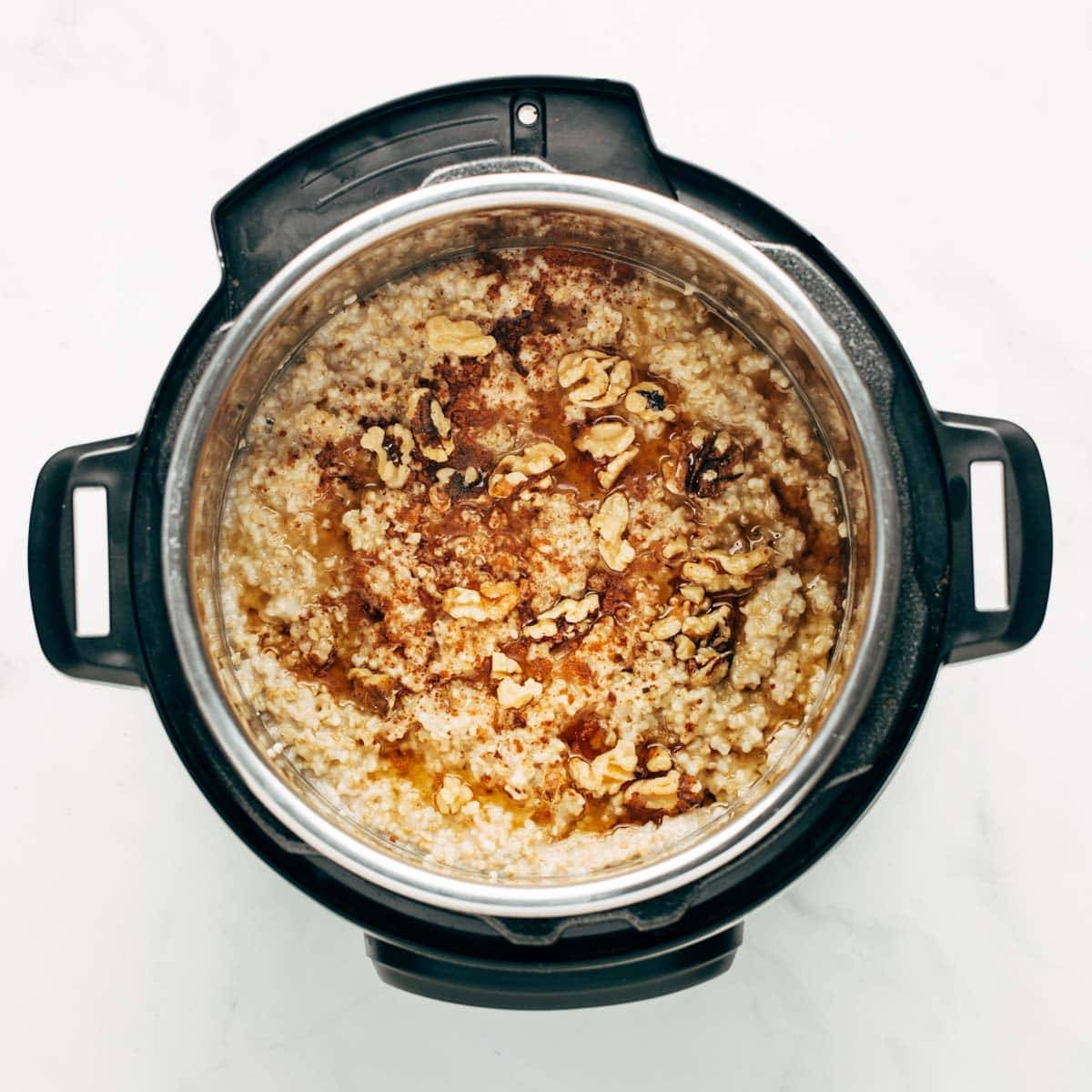 Oatmeal in the Instant Pot.