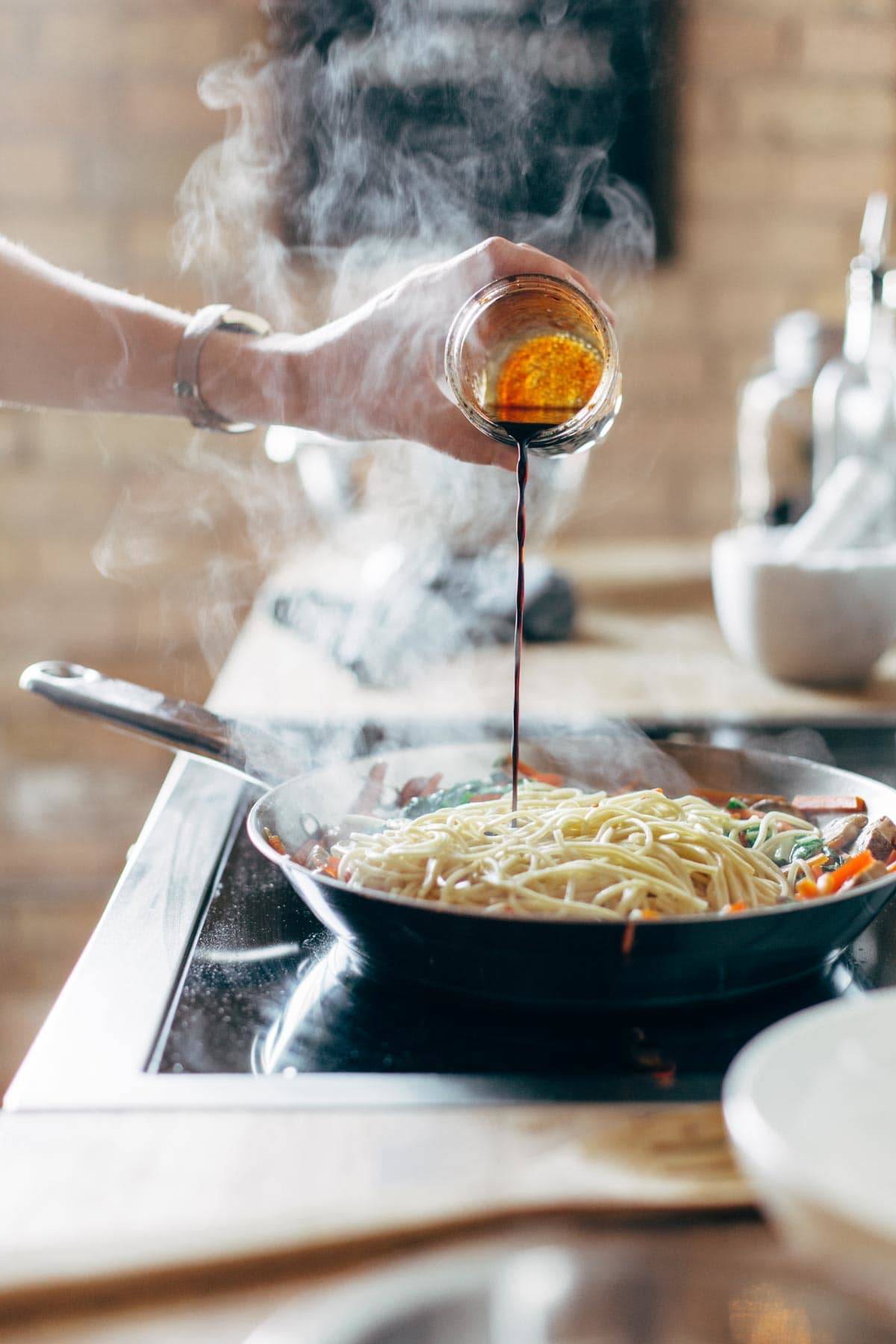 How To Make Lo Mein Noodles From Spaghetti?