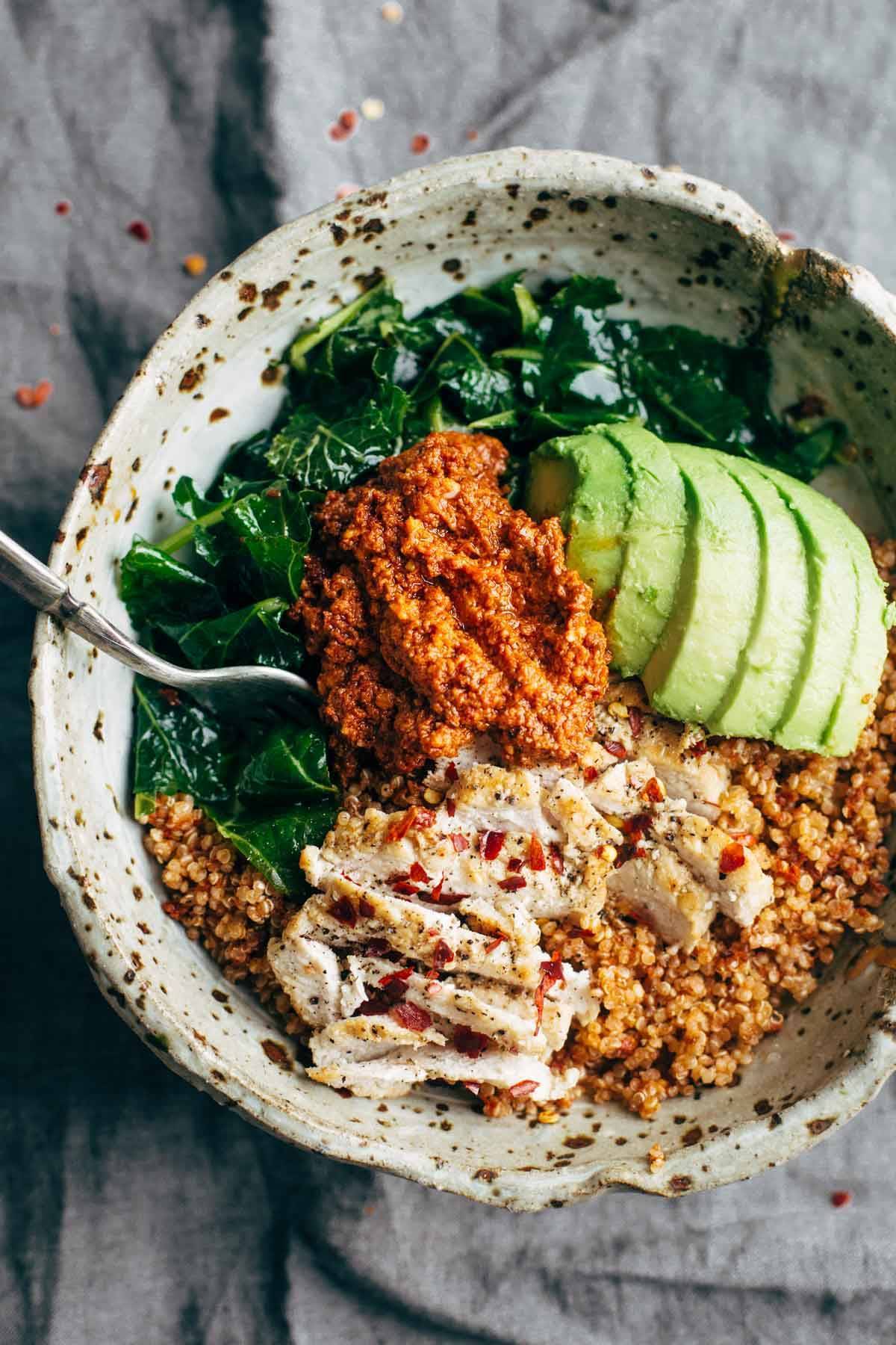 https://pinchofyum.com/wp-content/uploads/Marinated-Kale-and-Chicken-Quinoa-Bowl-2.jpg