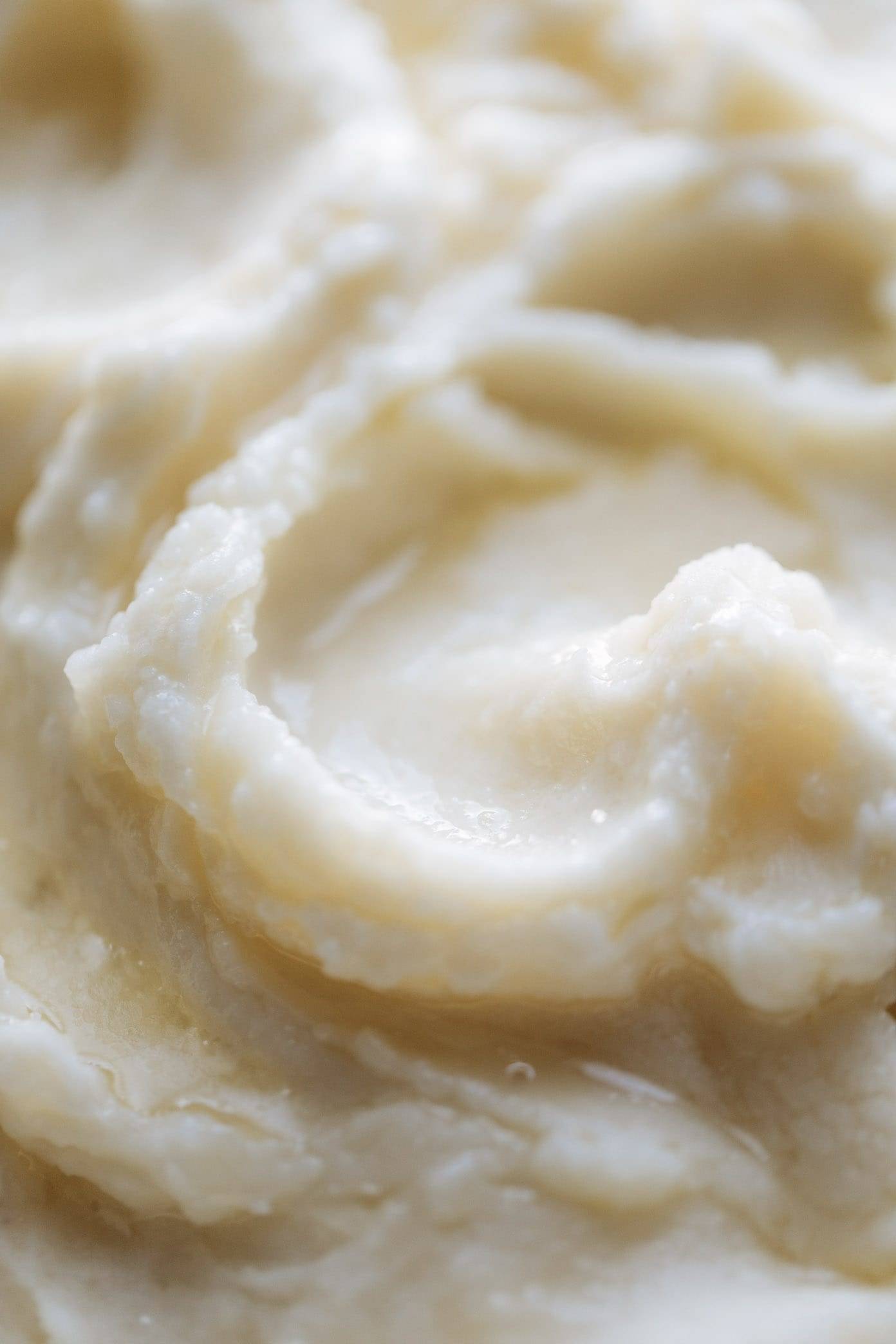 https://pinchofyum.com/wp-content/uploads/Mashed-Potatoes-Close-Up.jpg