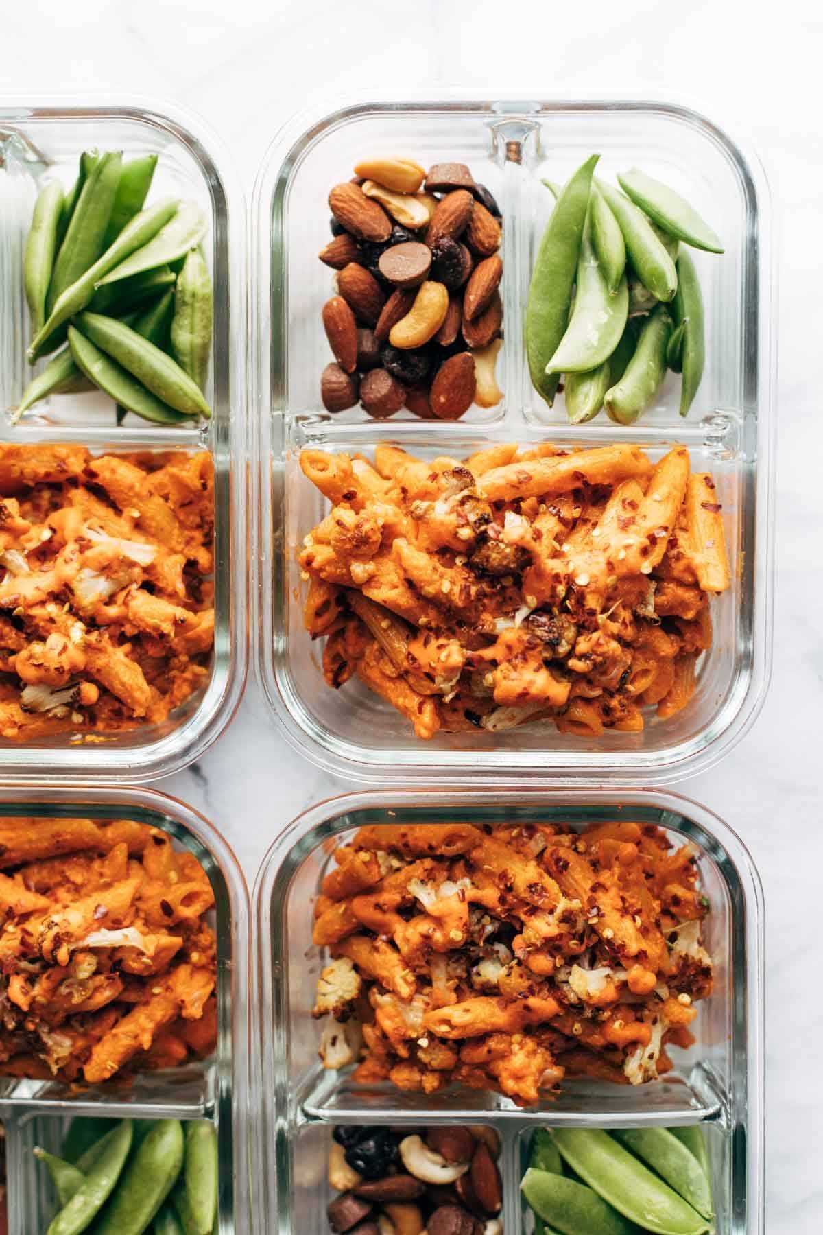 Red Pepper Cashew Pasta in meal prep containers.