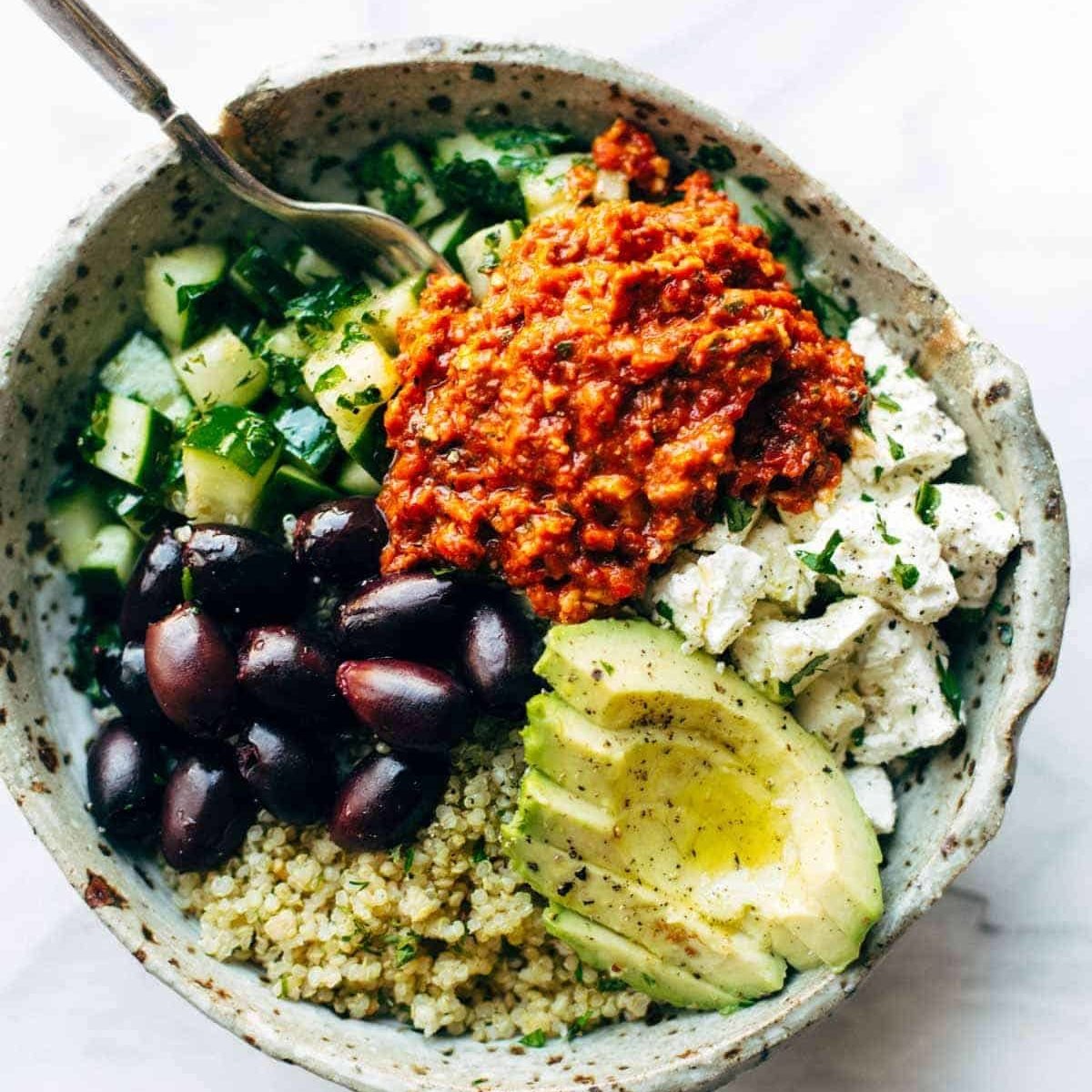 Mediterranean Quinoa Bowls with Roasted Red Pepper Sauce Recipe - Pinch ...