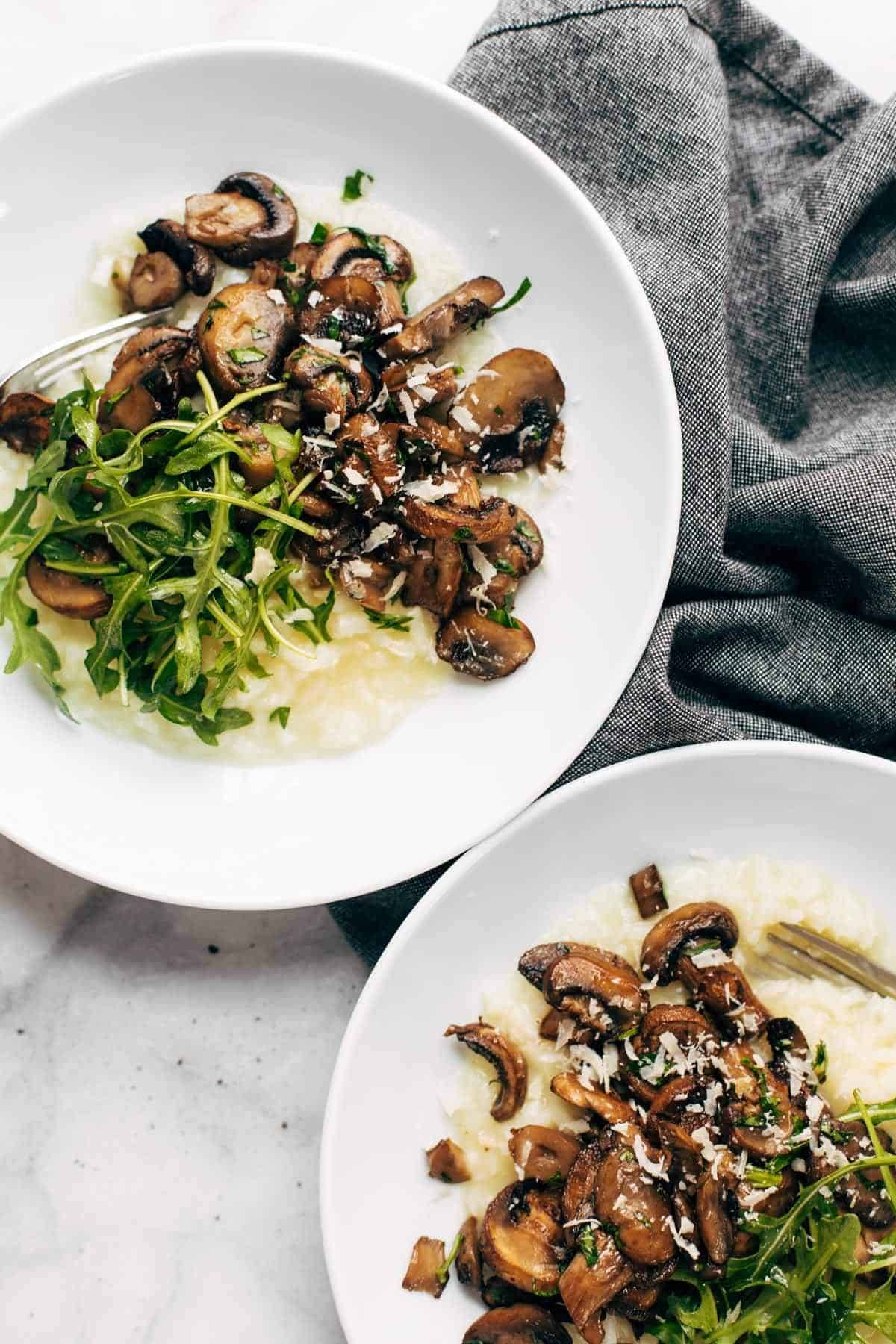 Oven risotto in a bowl with mushrooms.