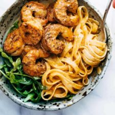 Red Pepper Fettuccine with Shrimp -image