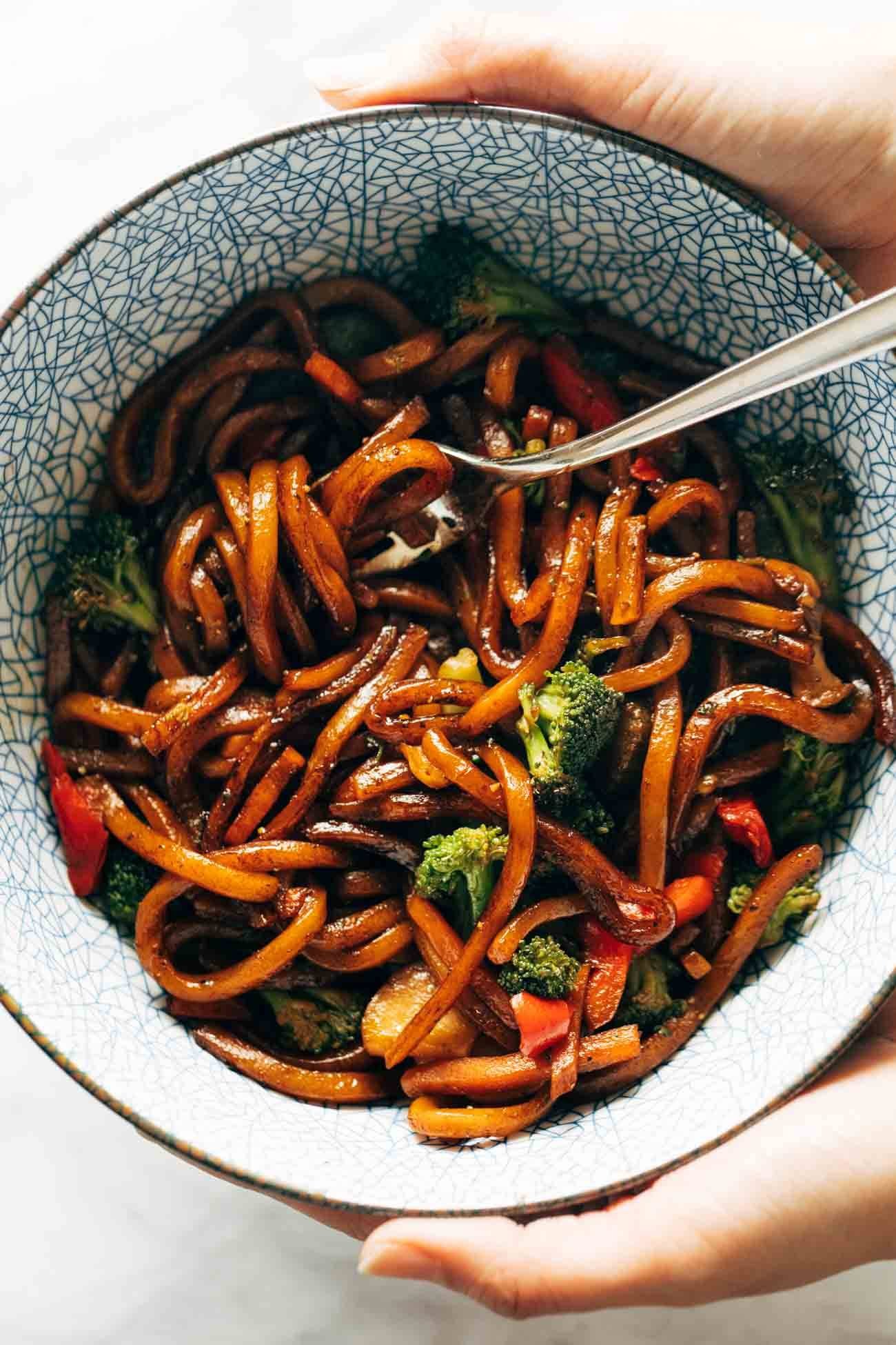 Black Pepper Stir Fried Udon - Pinch of Yum