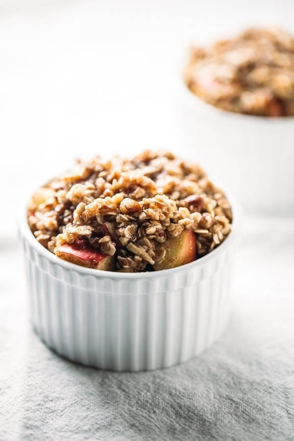 Apple Crisp in a small white dish.