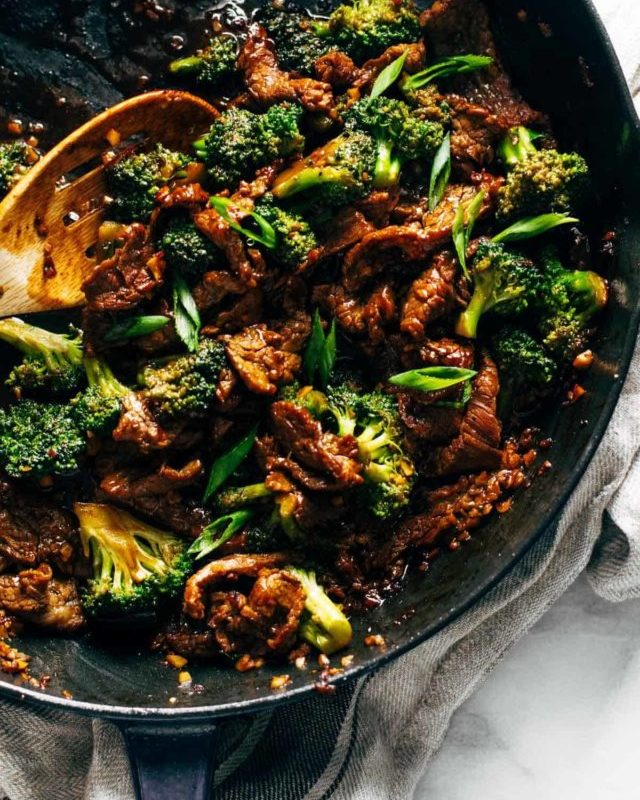 cropped-Best-Easy-Beef-and-Broccoli.jpg