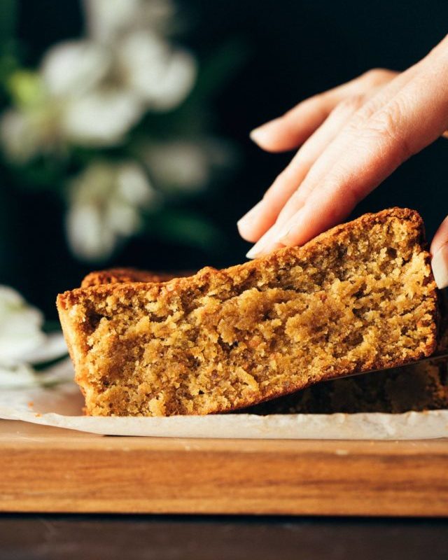 cropped-Pistachio-Loaf-1-4.jpg