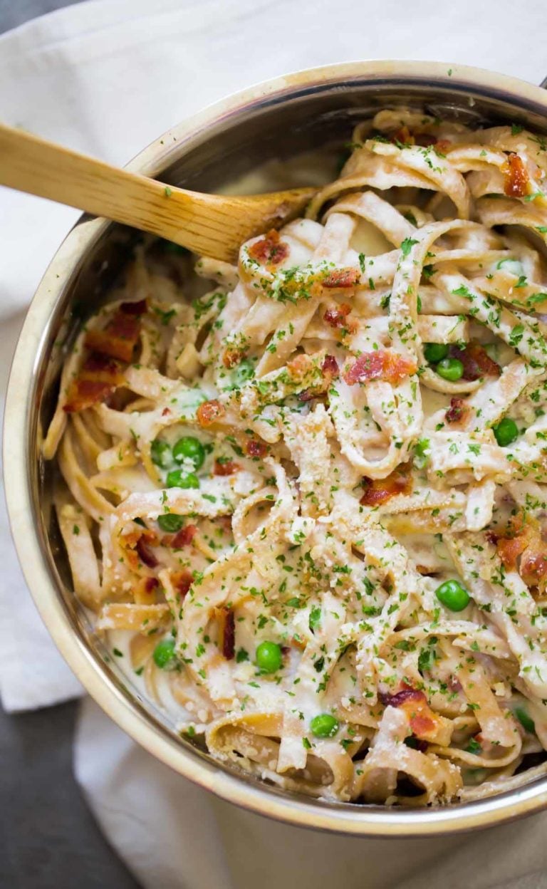 Lightened Up Whole Wheat Fettuccine Alfredo Recipe - Pinch Of Yum