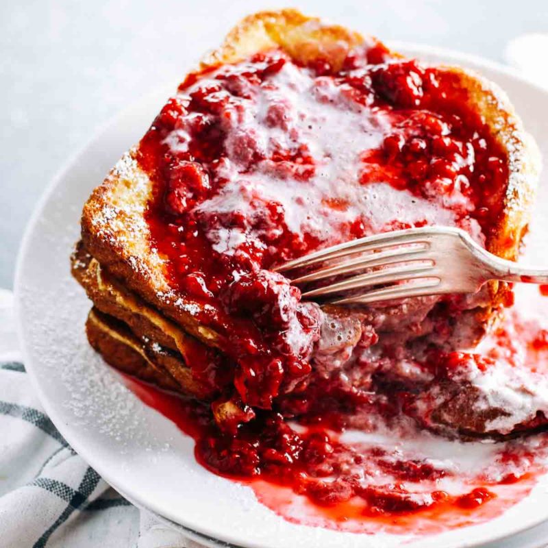 Eggnog French Toast with Raspberry Sauce