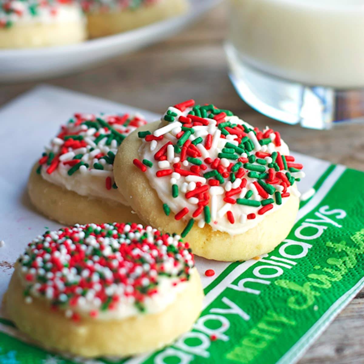 sugar cookies with frosting