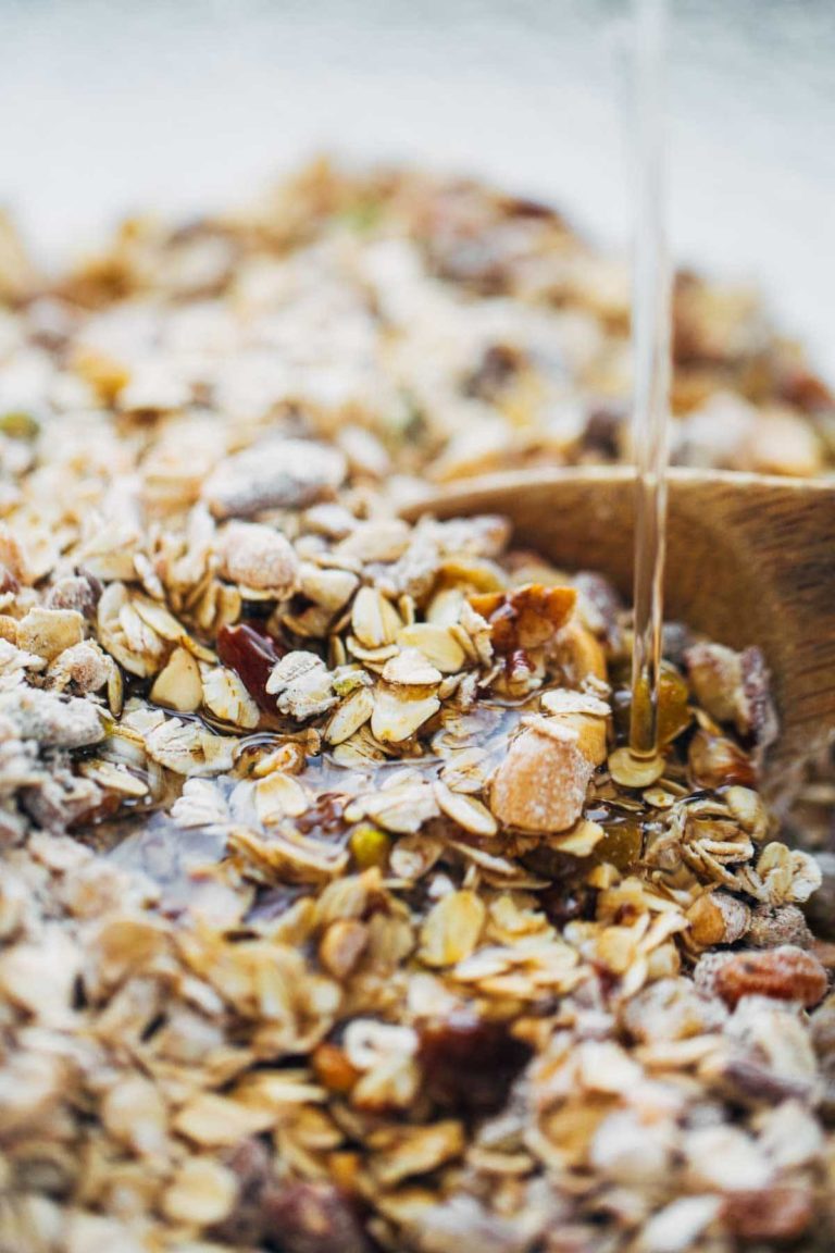 Our Favorite Coconut Oil Granola Recipe Pinch of Yum