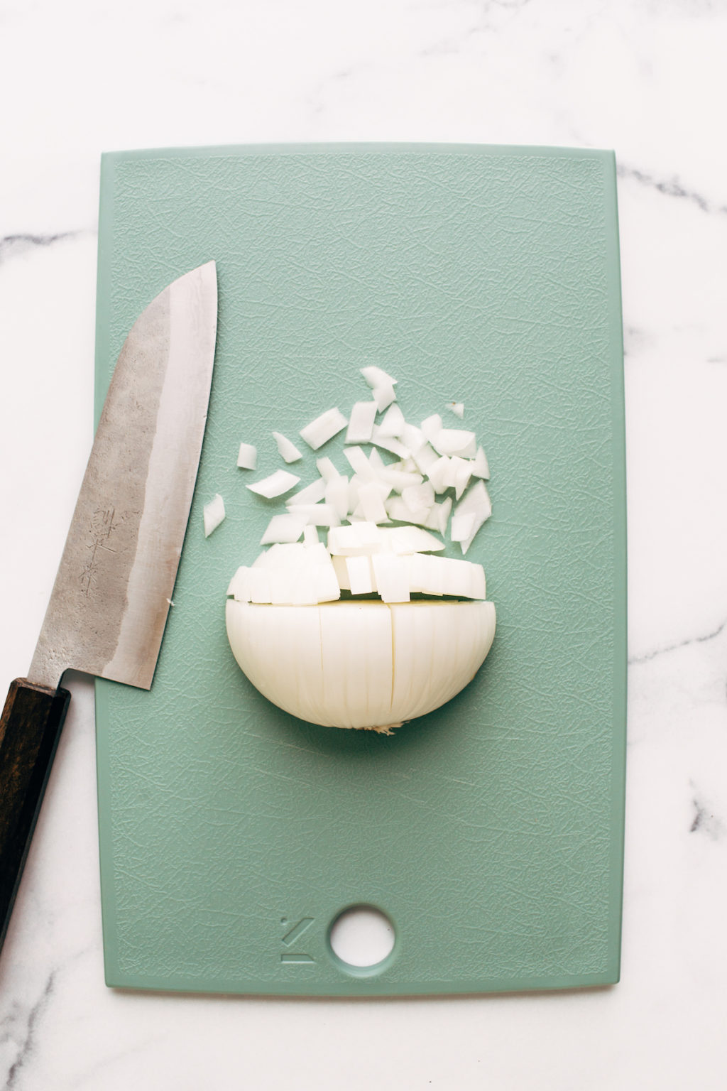 How to Cut an Onion Pinch of Yum
