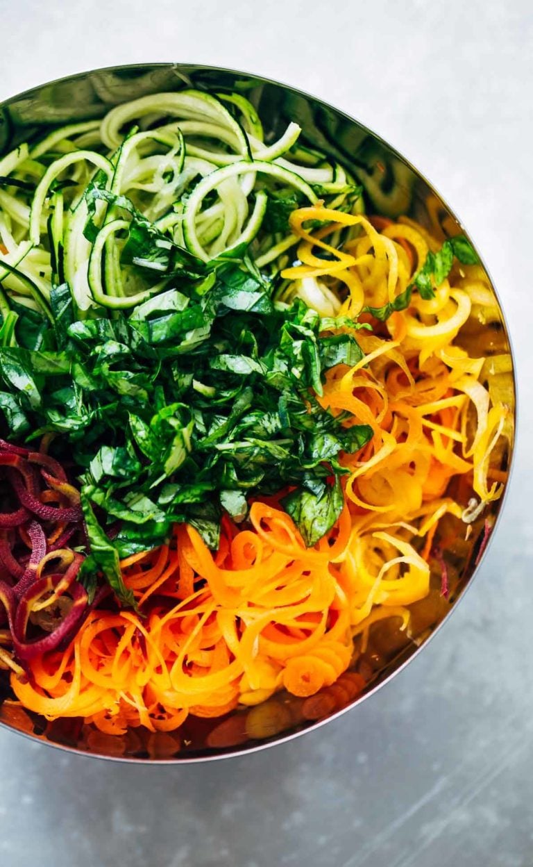 Rainbow Power Salad with Roasted Chickpeas Recipe - Pinch of Yum
